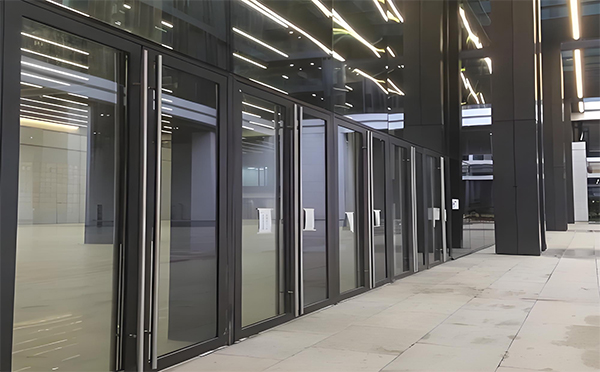 府谷玻璃地弹门 府谷玻璃地弹门