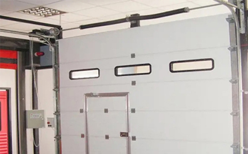 府谷工业提升门的安装方法